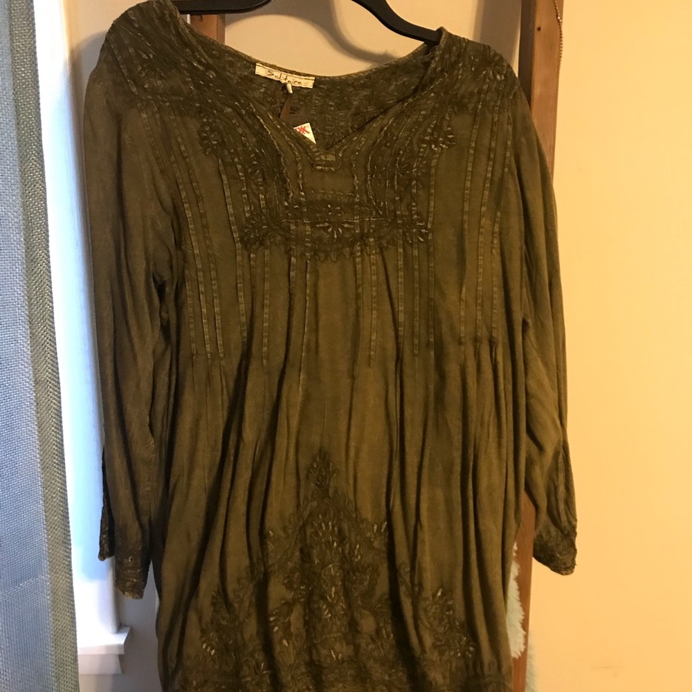 Long sleeve blouse